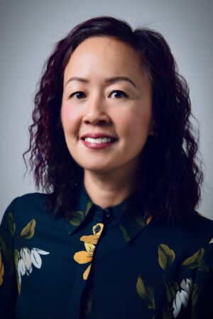 Dr. Ivy Chong Headshot