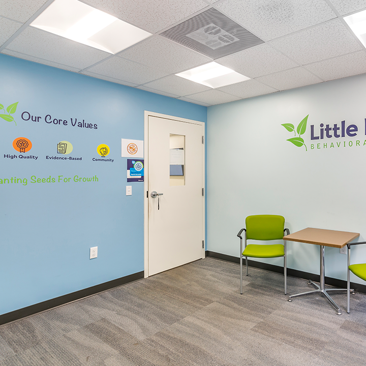 Entrance of Little Leaves in Miami Lakes, FL